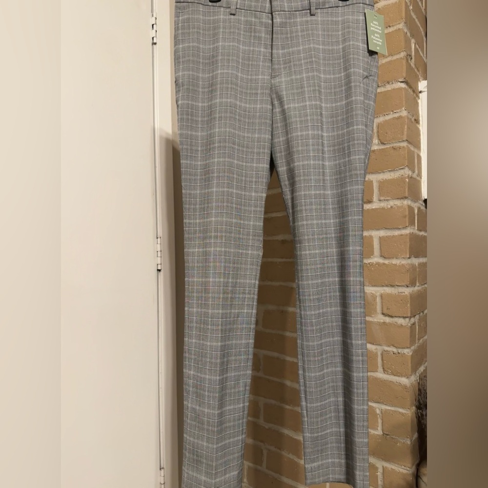 NWT H&M Black and Gray Skinny Fit Trousers